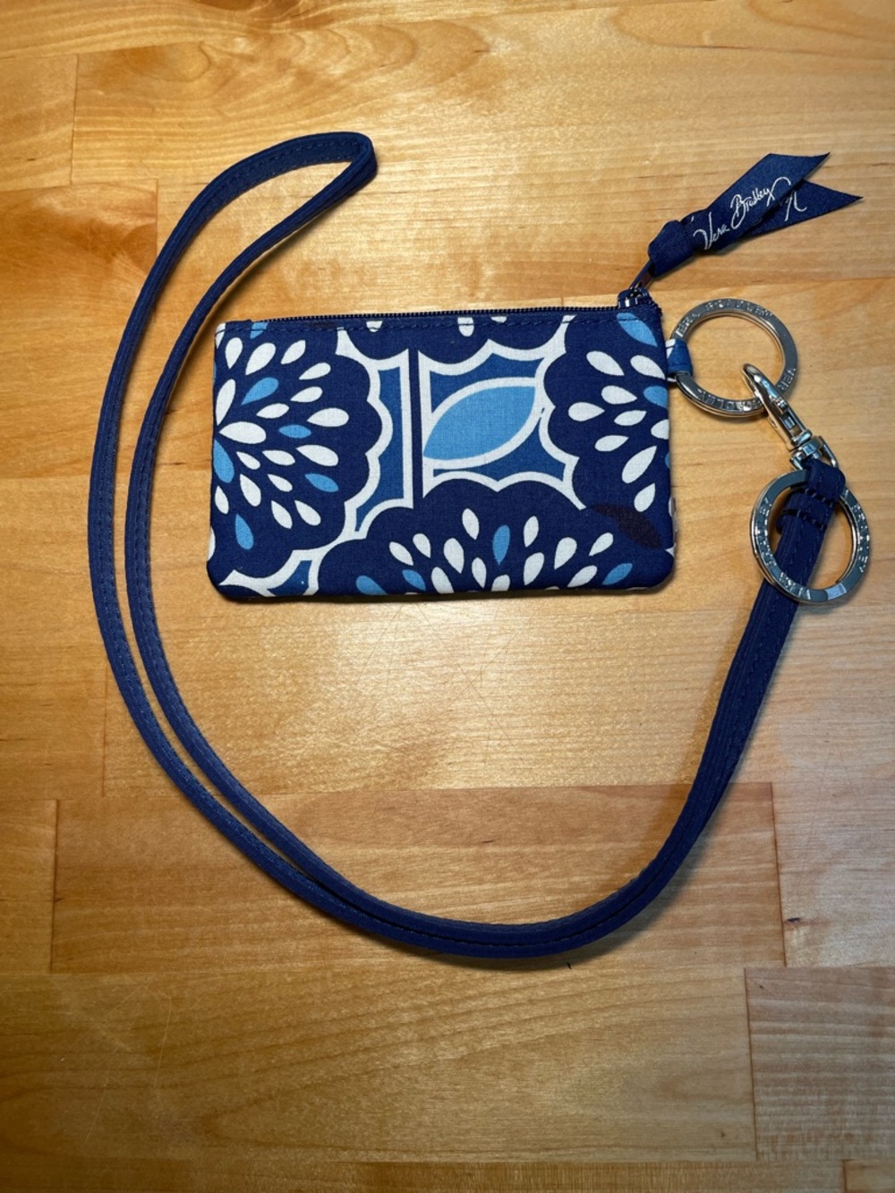 Vera Bradley Floral Zip ID Wallet Lanyard Bundle - Picture 2 of 15